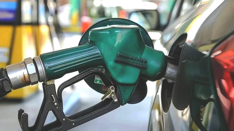 Araç Sahiplerine Kötü Haber! Akaryakıta Okkalı Zam Geliyor, Tarih Verildi (1 Ekim 2025 Güncel Benzin, Motorin ve LPG Fiyatları) - Resim: 2